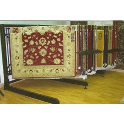 Carpet hanger Carpet hanger